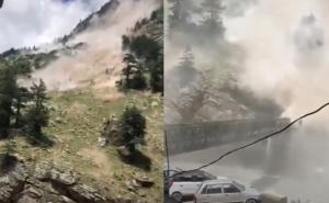 Stravična nesreća u Indiji: Stijena se obrušila i usmrtila devet turista